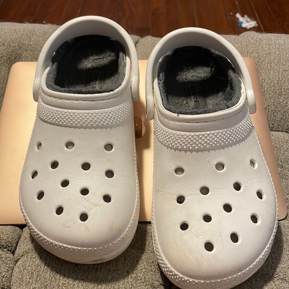 White Crocs fuzzy lined